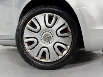 Vauxhall Agila 1.0 ecoFLEX 12V Club Euro 5 5dr