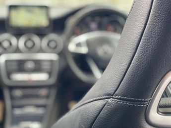 Mercedes-Benz A Class 2.1 A220d AMG Line (Premium Plus) 7G-DCT 4MATIC Euro 6 (s/s) 5dr