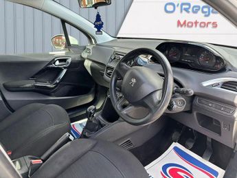 Peugeot 208 1.2 VTi Access+ Euro 5 5dr