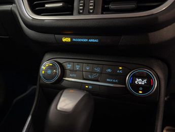 Ford Fiesta 1.0T EcoBoost Titanium Auto Euro 6 (s/s) 5dr