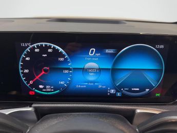 Mercedes-Benz EQB EQB 350 66.5kWh AMG Line (Premium Plus) Auto 4MATIC 5dr