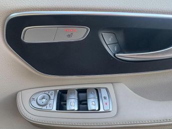 Mercedes-Benz V Class 2.0 V300d AMG Line G-Tronic+ Euro 6 (s/s) 5dr LWB