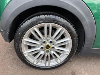 MINI Electric Hatch Cooper SE 32.6kWh Level 2 Hatchback 3dr Electric Auto (184 ps)