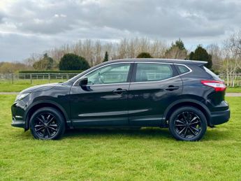 Nissan Qashqai 1.2 DIG-T Acenta XTRON 2WD Euro 6 (s/s) 5dr