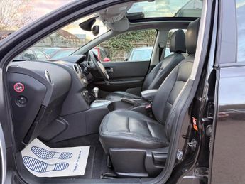 Nissan Qashqai 2.0 Tekna CVT 2WD 5dr