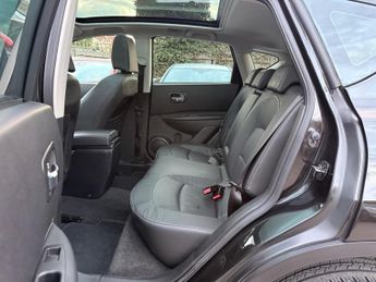 Nissan Qashqai 2.0 Tekna CVT 2WD 5dr