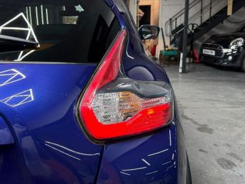 Nissan Juke 1.6 Tekna XTRON Euro 6 5dr