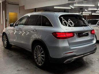 Mercedes-Benz GLC 2.1 GLC250d AMG Line (Premium Plus) G-Tronic 4MATIC Euro 6 (s/s)