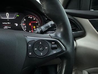 Vauxhall Insignia 2.0 Turbo D BlueInjection Elite Nav Sports Tourer Auto Euro 6 (s