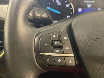 Ford Kuga 2.5 EcoBoost Duratec 14.4kWh Titanium SUV 5dr Petrol Plug-in Hyb