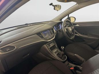 Vauxhall Astra 1.5 Turbo D SE Hatchback 5dr Diesel Manual Euro 6 (s/s) (105 ps)