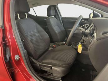 Vauxhall Astra 1.5 Turbo D SE Hatchback 5dr Diesel Manual Euro 6 (s/s) (105 ps)