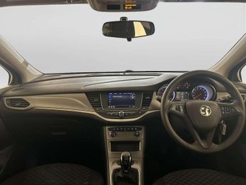 Vauxhall Astra 1.5 Turbo D SE Hatchback 5dr Diesel Manual Euro 6 (s/s) (105 ps)