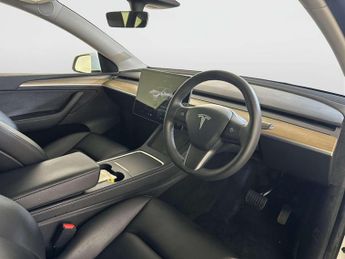 Tesla Model Y (Dual Motor) Long Range SUV 5dr Electric Auto 4WDE (384 bhp)