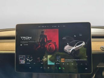 Tesla Model Y (Dual Motor) Long Range SUV 5dr Electric Auto 4WDE (384 bhp)