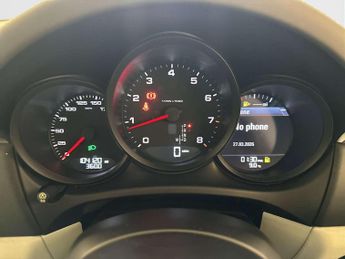 Porsche Macan 2.0T SUV 5dr Petrol PDK 4WD Euro 6 (s/s) (252 ps)