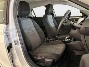 Vauxhall Corsa Electric 50kWh SE Premium Hatchback 5dr Electric Auto (136 ps)