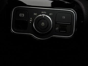 Mercedes-Benz A Class 1.5 A180d Sport (Executive) 7G-DCT Euro 6 (s/s) 5dr