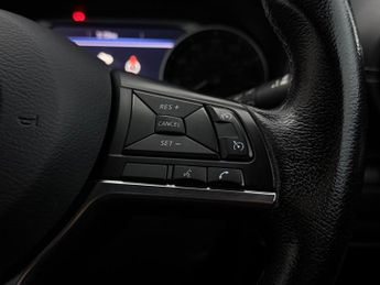Nissan Juke 1.6 N-Connecta Auto Euro 6 5dr