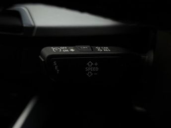 Audi Q2 1.5 TFSI CoD 35 S line S Tronic Euro 6 (s/s) 5dr