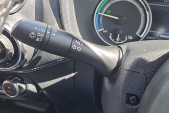 Nissan Juke 1.6 Hybrid N-Connecta 5dr Auto