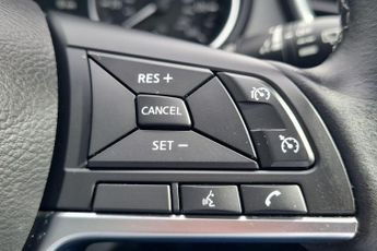 Nissan Qashqai 1.3 DIG-T N-Motion DCT Auto Euro 6 (s/s) 5dr