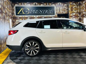 Toyota Corolla 2.0 VVT-h Trek Special Edition Touring Sports CVT Euro 6 (s/s) 5