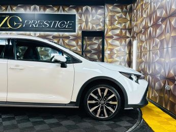 Toyota Corolla 2.0 VVT-h Trek Special Edition Touring Sports CVT Euro 6 (s/s) 5