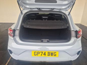 Renault Clio 1.6 E-TECH techno Auto Euro 6 (s/s) 5dr
