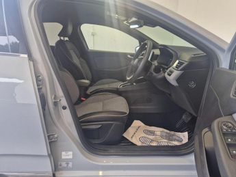 Renault Clio 1.6 E-TECH techno Auto Euro 6 (s/s) 5dr