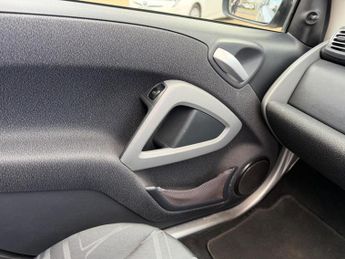 Smart fortwo 1.0 MHD Passion Cabriolet Auto Euro 4 2dr