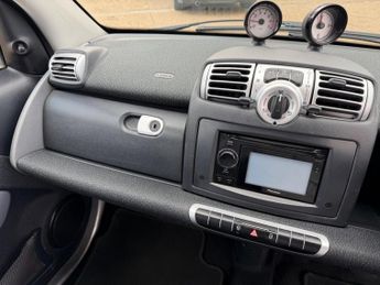 Smart fortwo 1.0 MHD Passion Cabriolet Auto Euro 4 2dr