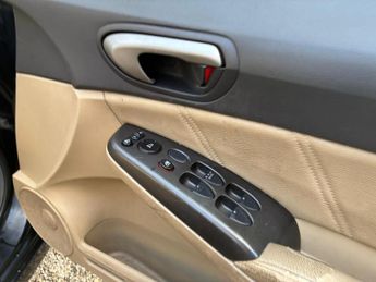 Honda Civic 1.3 IMA ES 4dr