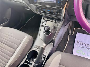 Toyota Auris 1.8 VVT-h Icon Tech Touring Sports CVT Euro 6 (s/s) 5dr