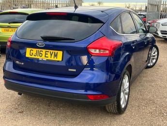 Ford Focus 1.0T EcoBoost Zetec Euro 6 (s/s) 5dr