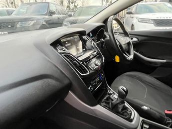 Ford Focus 1.0T EcoBoost Zetec Euro 6 (s/s) 5dr
