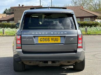 Land Rover Range Rover 3.0 TD V6 Vogue SE Auto 4WD Euro 6 (s/s) 5dr