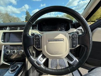 Land Rover Range Rover 3.0 TD V6 Vogue SE Auto 4WD Euro 6 (s/s) 5dr