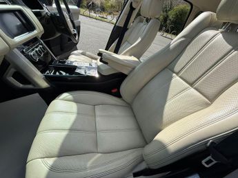 Land Rover Range Rover 3.0 TD V6 Vogue SE Auto 4WD Euro 6 (s/s) 5dr