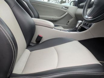 Mercedes-Benz CLC Class 2.1 CLC220 CDI Sport Coupe 3dr Diesel Auto Euro 4 (150 ps)