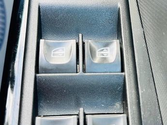 Renault Captur 1.5 dCi ENERGY Dynamique S Nav Auto Euro 6 (s/s) 5dr