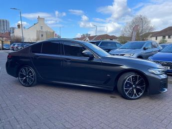 BMW 5 Series 3.0 530d MHT M Sport Saloon 4dr Diesel Hybrid Steptronic xDrive 