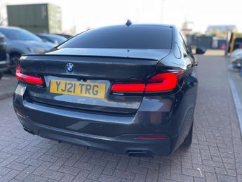 BMW 5 Series 3.0 530d MHT M Sport Saloon 4dr Diesel Hybrid Steptronic xDrive 