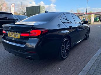 BMW 5 Series 3.0 530d MHT M Sport Saloon 4dr Diesel Hybrid Steptronic xDrive 