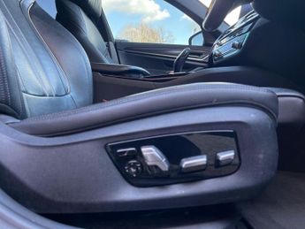 BMW 5 Series 3.0 530d MHT M Sport Saloon 4dr Diesel Hybrid Steptronic xDrive 