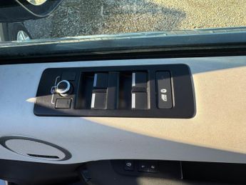 Land Rover Discovery 2.0 SD4 HSE Auto 4WD Euro 6 (s/s) 5dr