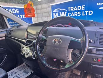 Toyota Estima Aeras G 