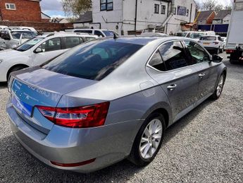 Skoda Superb 1.6 TDI SE Technology Hatchback 5dr Diesel DSG Euro 6 (s/s) (120