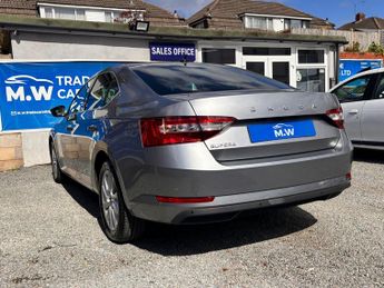 Skoda Superb 1.6 TDI SE Technology Hatchback 5dr Diesel DSG Euro 6 (s/s) (120