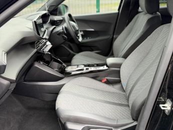 Peugeot 2008 1.2 PureTech Allure EAT Euro 6 (s/s) 5dr